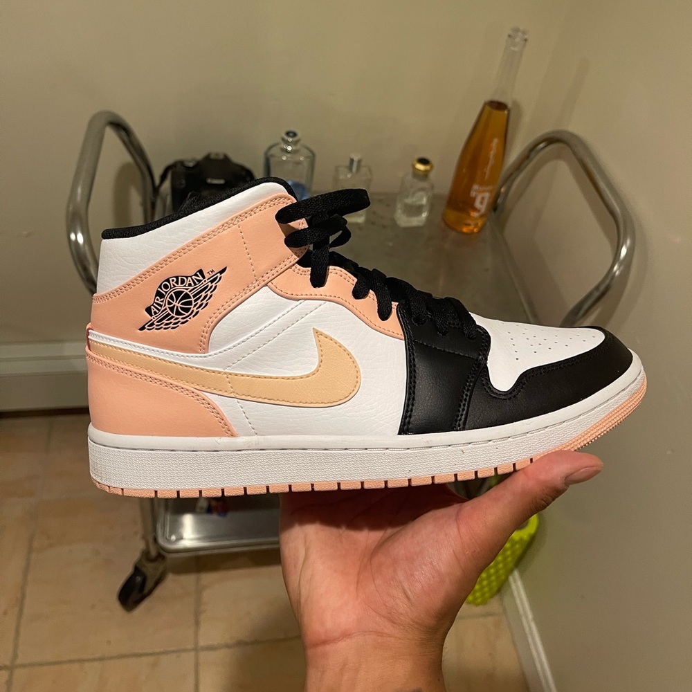 Jordan 1